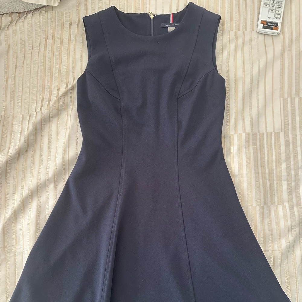 Elegant Black Sleeveless Dress